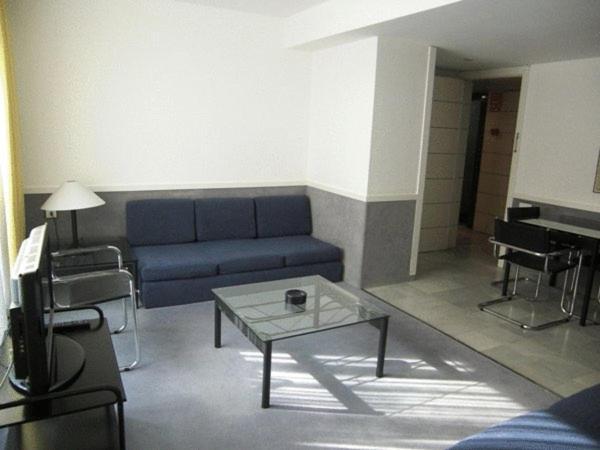 Apartamentos Descartes Барселона Номер фото